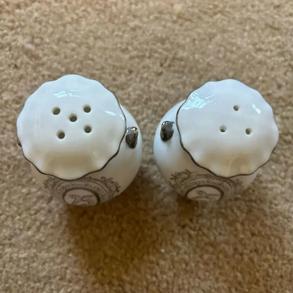 Vintage 25th Wedding Anniversary Salt & Pepper Shakers H-234 Japan